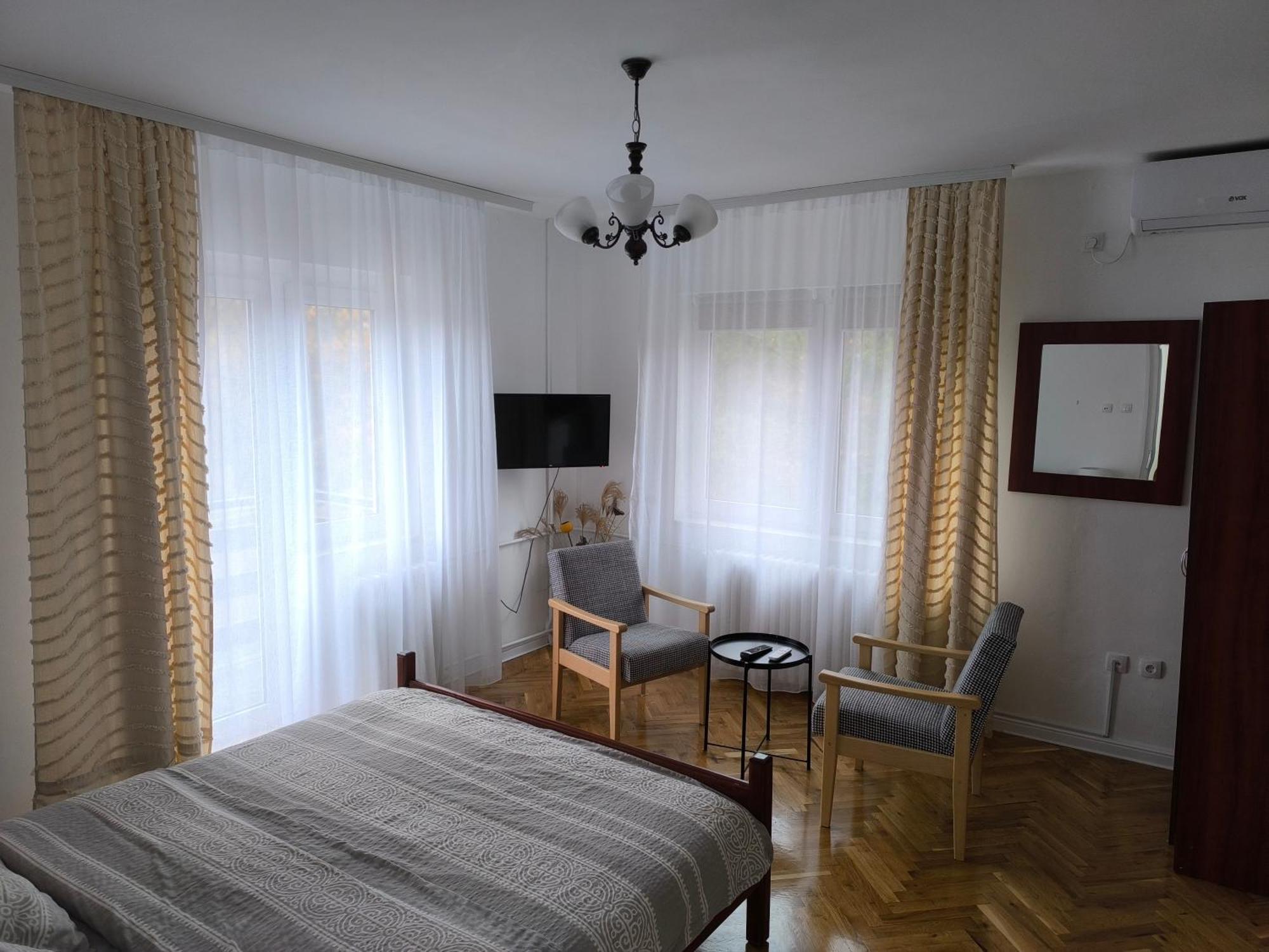 Guest House Major Arandjelovac Luaran gambar